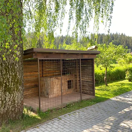 Rekreacni Dum Pod Brizou *