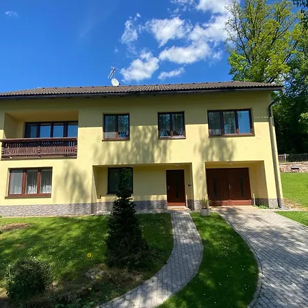 Rekreacni Dum Pod Brizou Rudnik